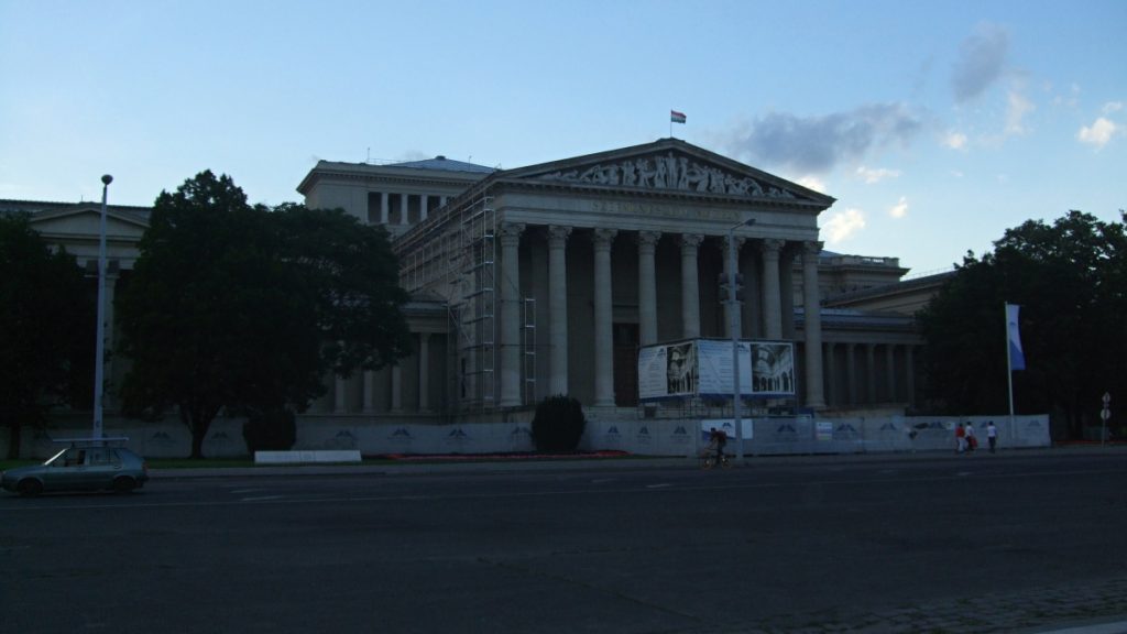 Madarsko 42 - Budapešť - Muzeum