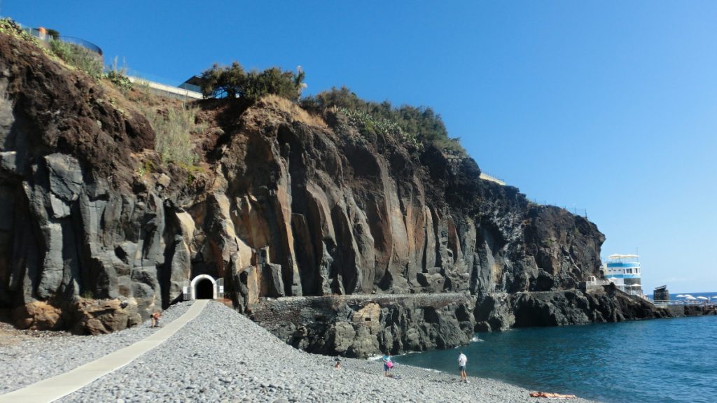 Madeira_Den2_08_Funchal_Tunel